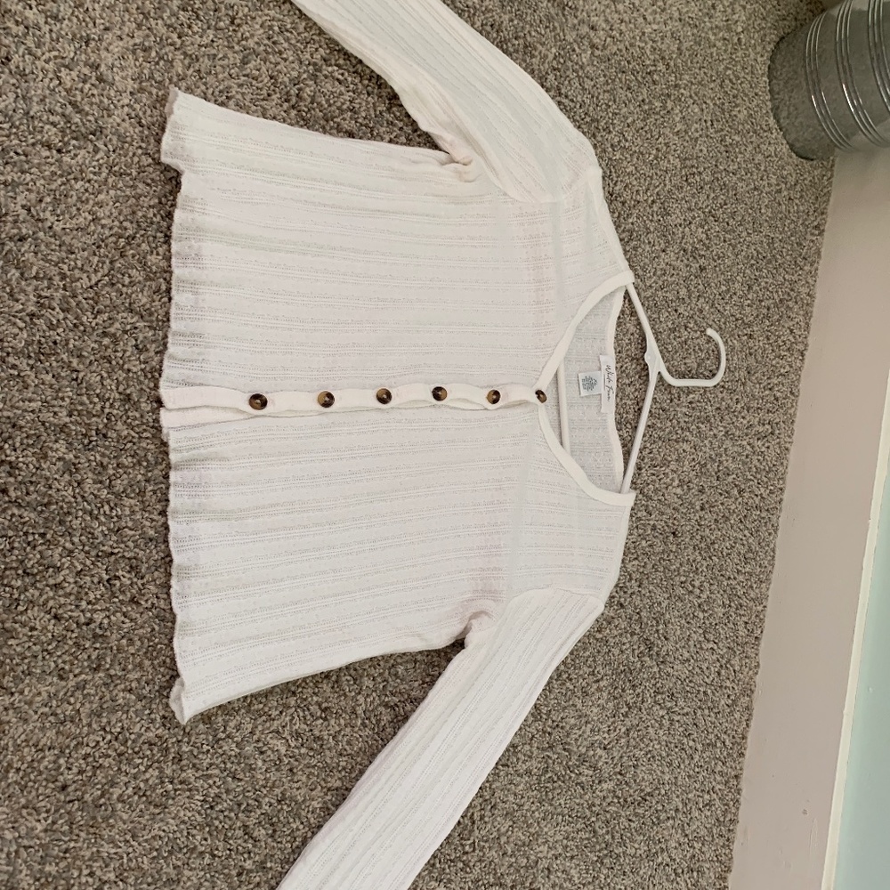Long sleeve white tillys button down short